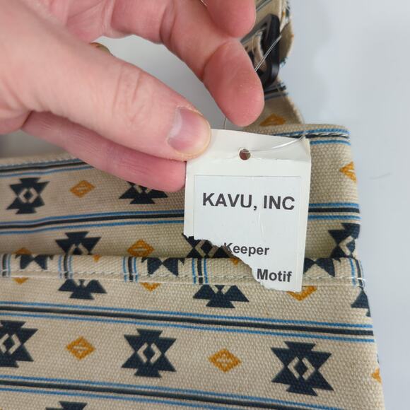 Kavu Keeper Crossbody Bag Motif Pattern New - Picture 3 of 5